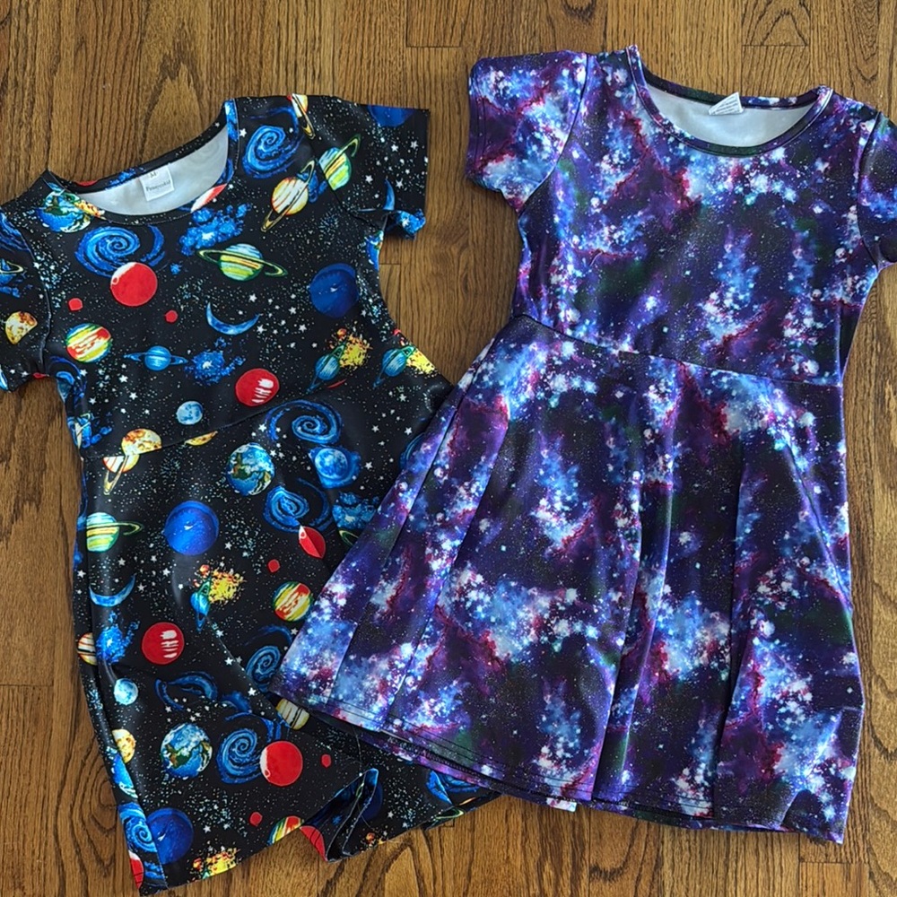 Galaxy Print Kids Dress Set - Multicolor